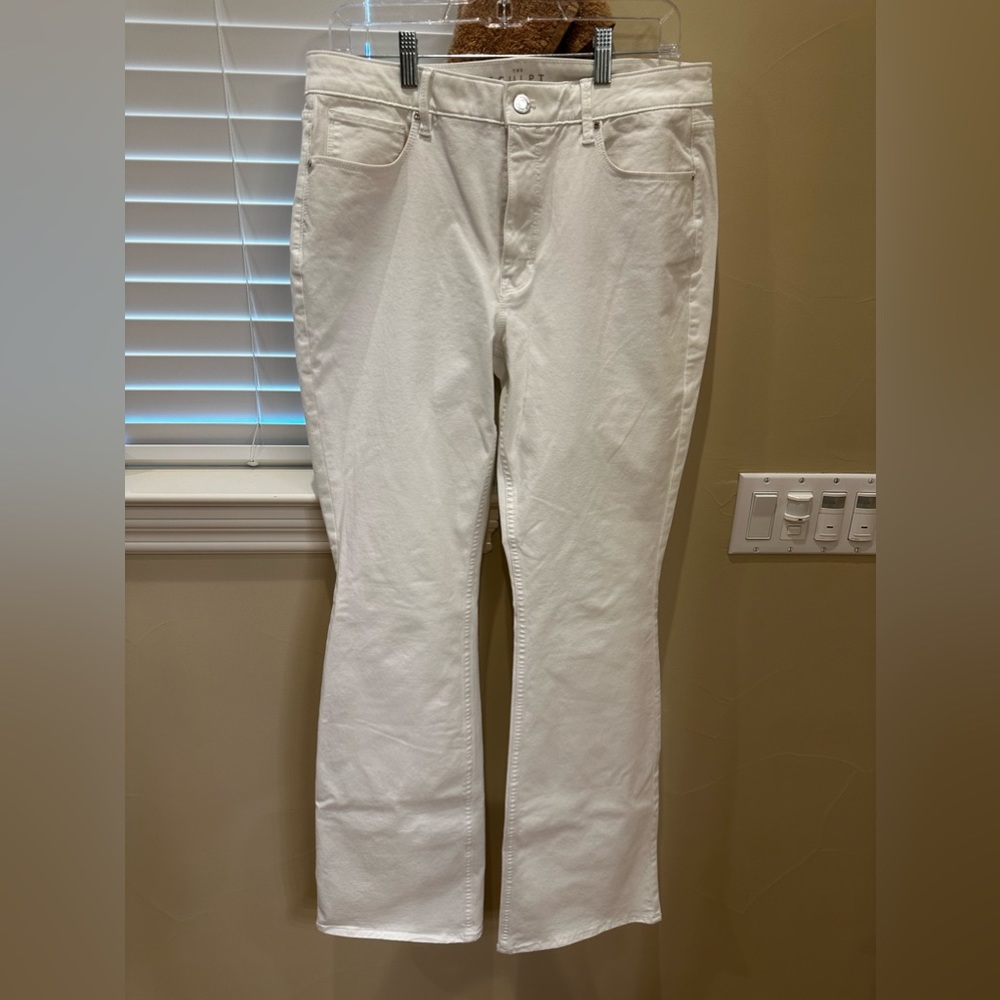 White House Black Market, skinny flare…size 12L